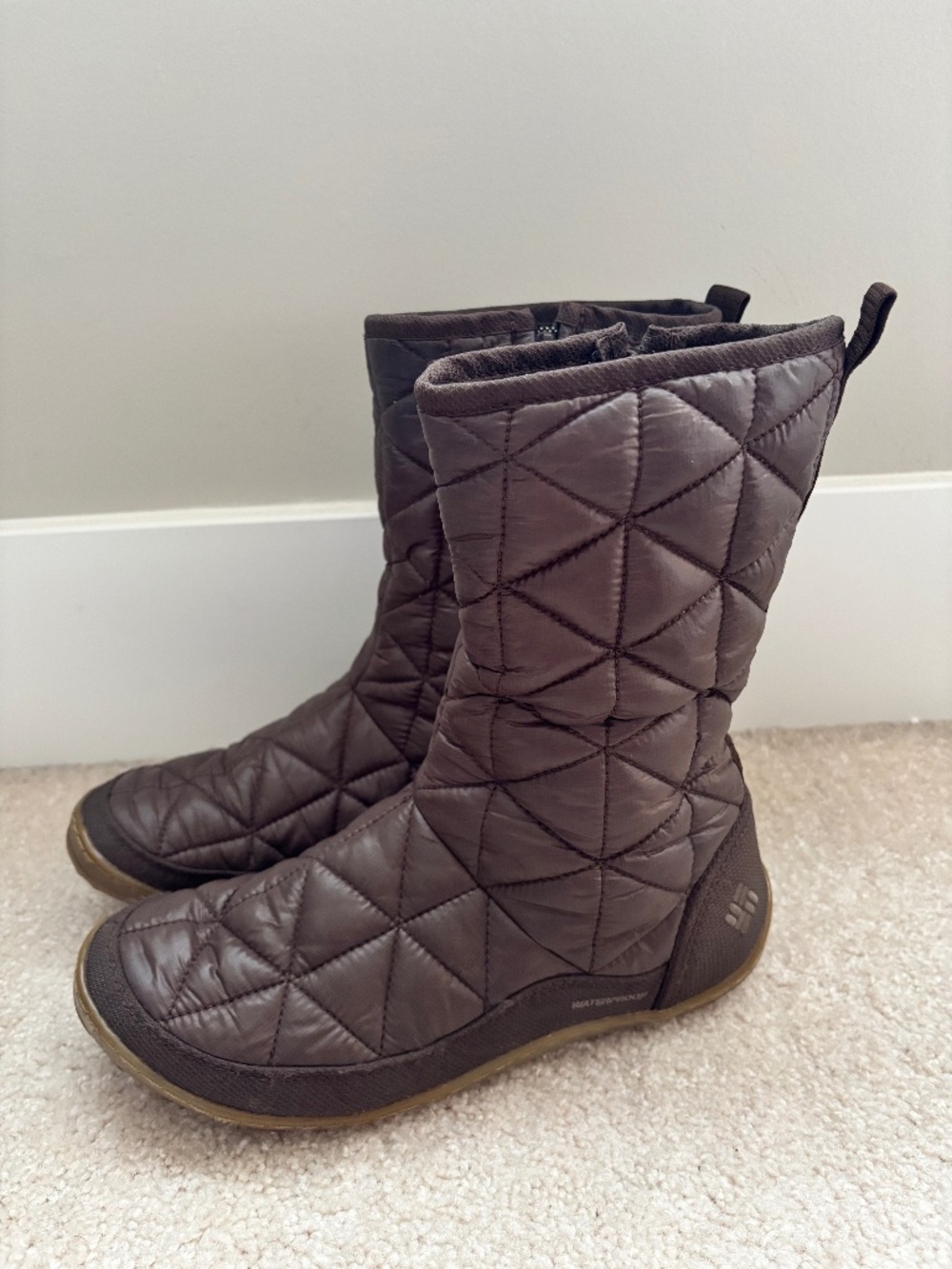 Columbia Women’s Size 7 Waterproof 200g Insulated Quilted Winter Boots Brown